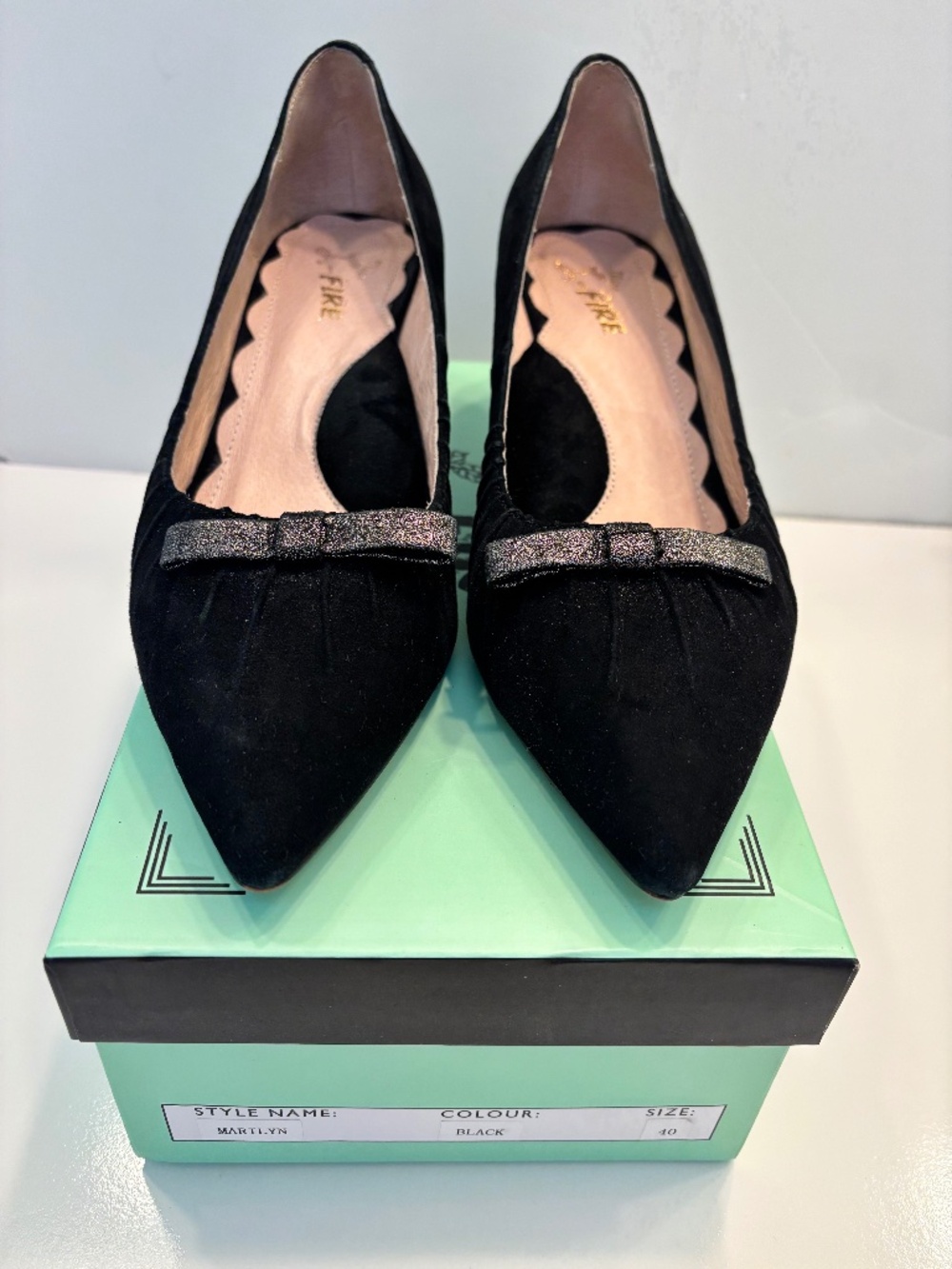 Miss L Fire Marilyn Black Bow Pointed Toe Kitten Heel Pumps Women’s EU 40